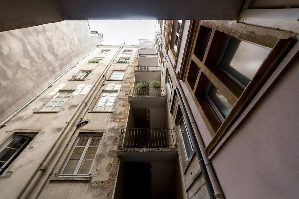Perfect To Visit Lyon With Family Or Friends Ail Apartment France